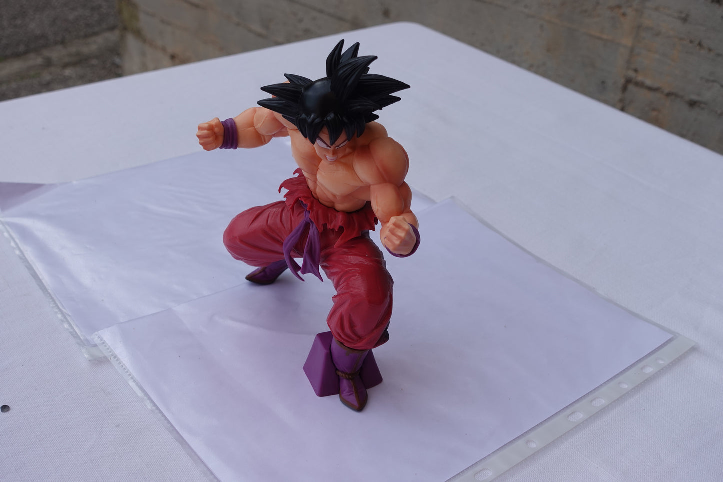 Action Figure Goku Adulto a Dorso Nudo - Dragon Ball Z/Super - Battle Damaged