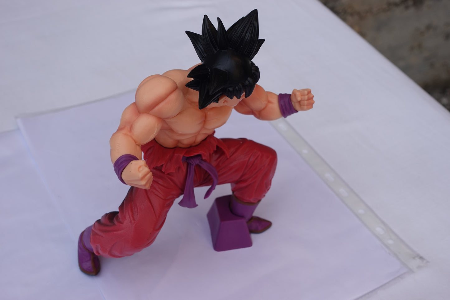 Action Figure Goku Adulto a Dorso Nudo - Dragon Ball Z/Super - Battle Damaged