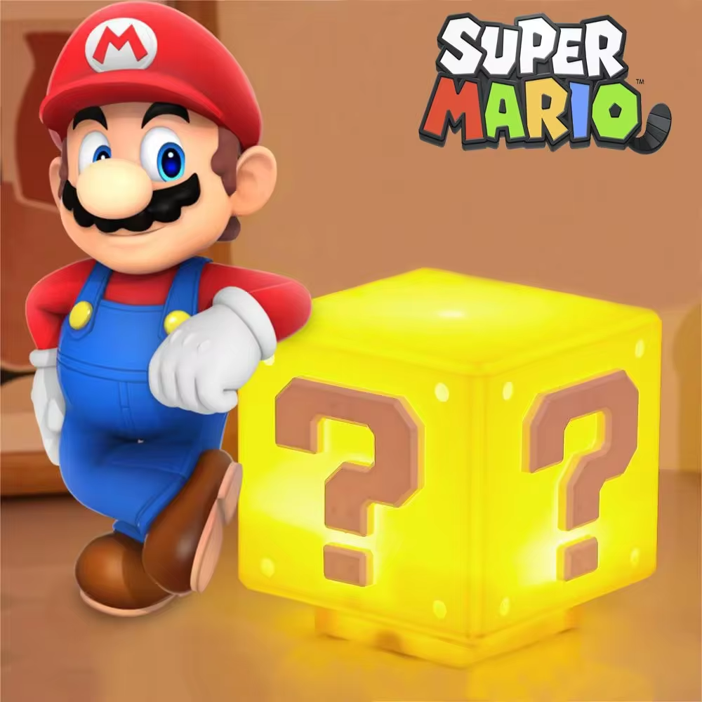 Lampada super mario. Emette i suoni del videogioco !