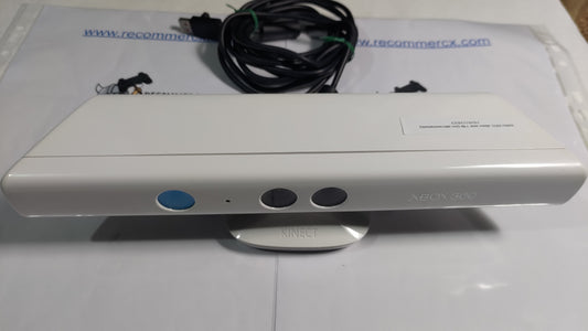 Kinect xbox 360 white.
